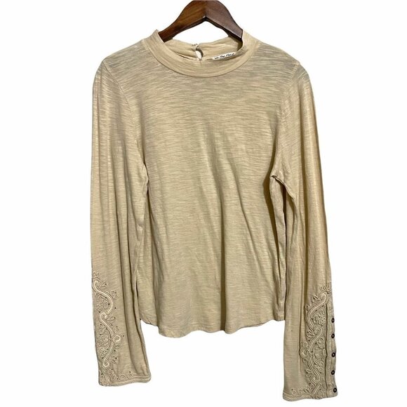 Free People Womens NWOT Tan Wheat Hooked On You Turtleneck Embroidered Top Small - Picture 2 of 11